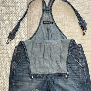 Womens Abercombie and Fitch Shorts Distressed Overalls Size Medium